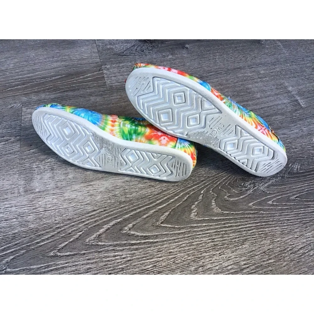 Toms Classic Alpargatas Womens Size 8.5 Slip on CANVAS Shoes Flats Tie Dye